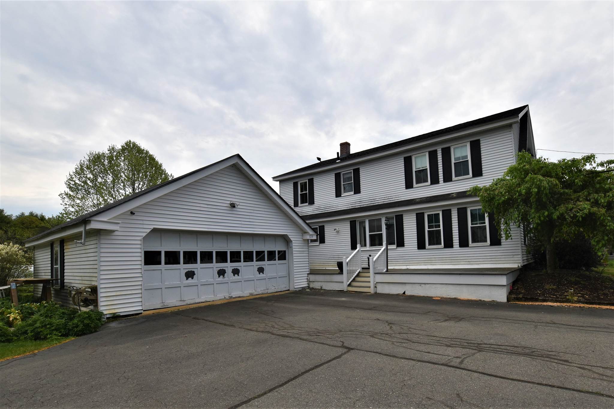 123 Franklin Street Rochester, NH 03867 - Photo 2 of 40