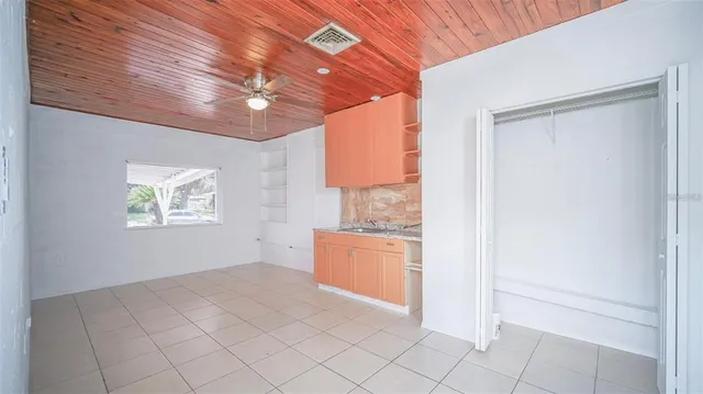 $275,000 | 519 Hampton Avenue, Lakeland, FL 33801