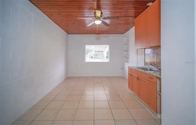 $275,000 | 519 Hampton Avenue, Lakeland, FL 33801