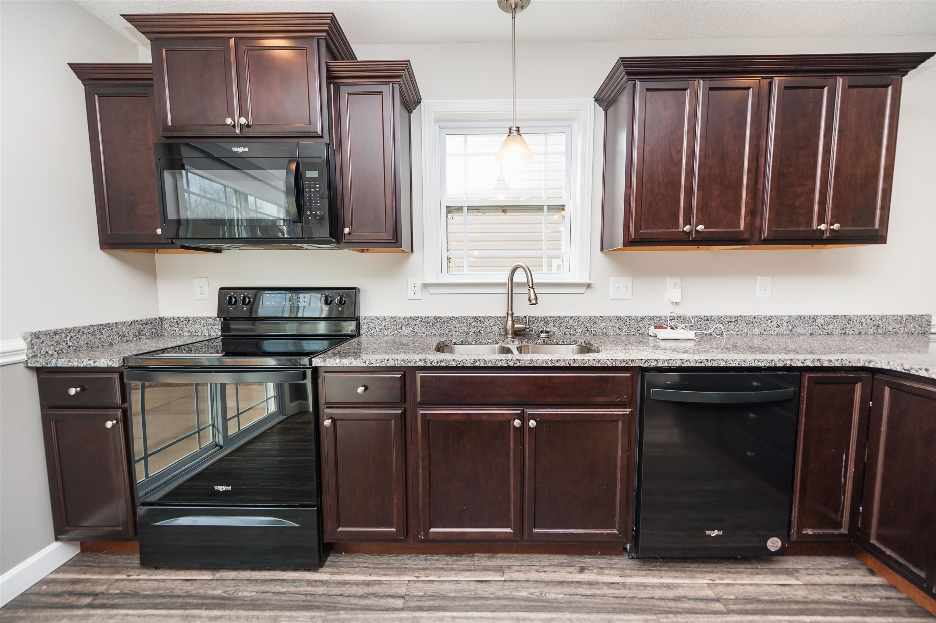 245 Bandallon Place Boiling Springs, SC 29316 - Photo 11 of 44