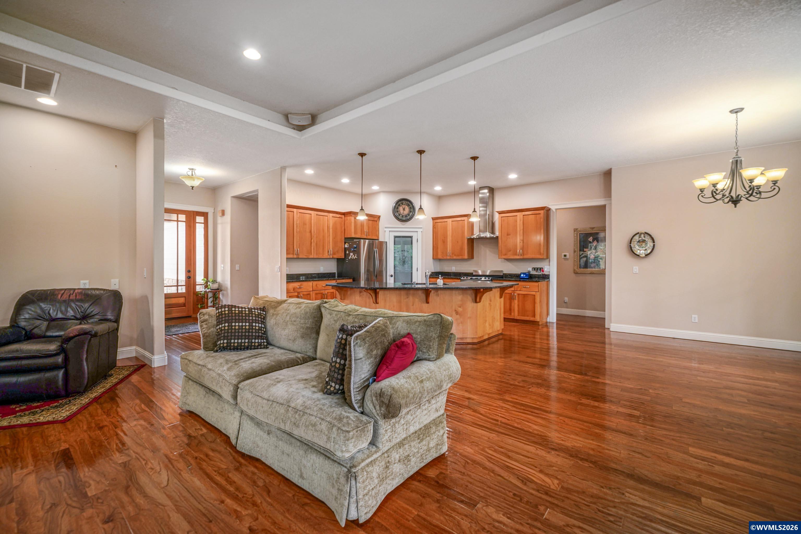 14255 Orchard Knob Road Dallas, OR 97338 - Photo 15 of 44