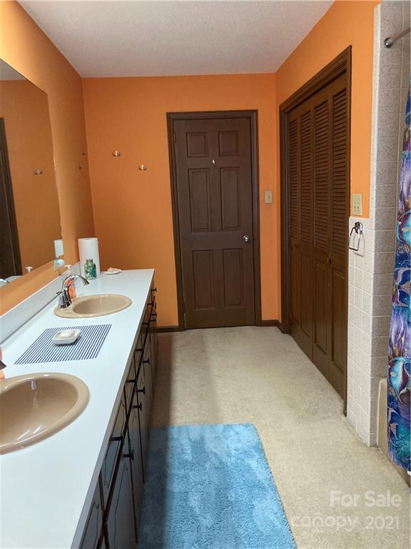 1396 Conley Road Morganton, NC 28655 - Photo 15 of 34 Gallery Image 15