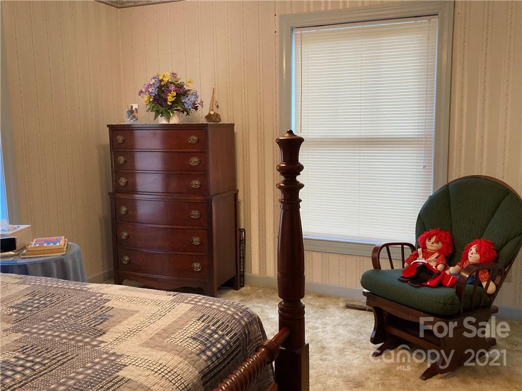 1396 Conley Road Morganton, NC 28655 - Photo 21 of 34 Gallery Image 21