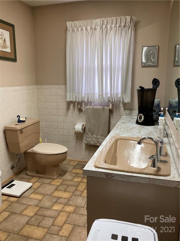 1396 Conley Road Morganton, NC 28655 - Photo 26 of 34 Gallery Image 26