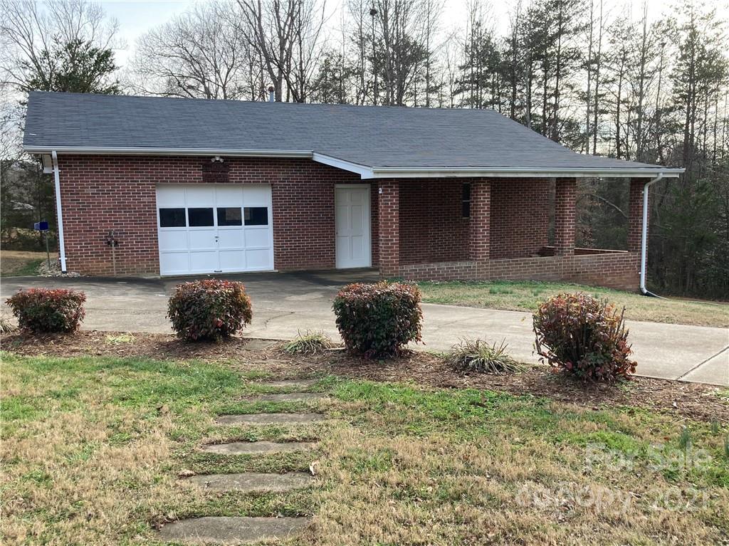1396 Conley Road Morganton, NC 28655 - Photo 3 of 34 Gallery Image 3