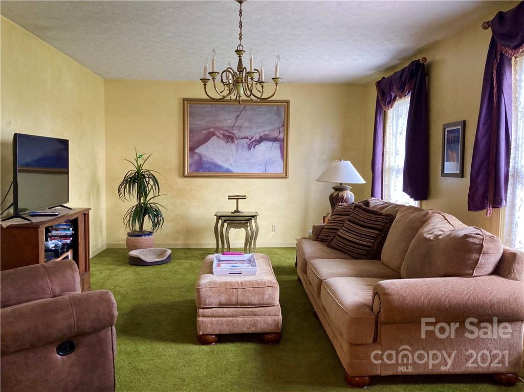 1396 Conley Road Morganton, NC 28655 - Photo 7 of 34 Gallery Image 7