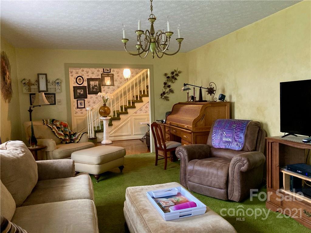 1396 Conley Road Morganton, NC 28655 - Photo 8 of 34 Gallery Image 8
