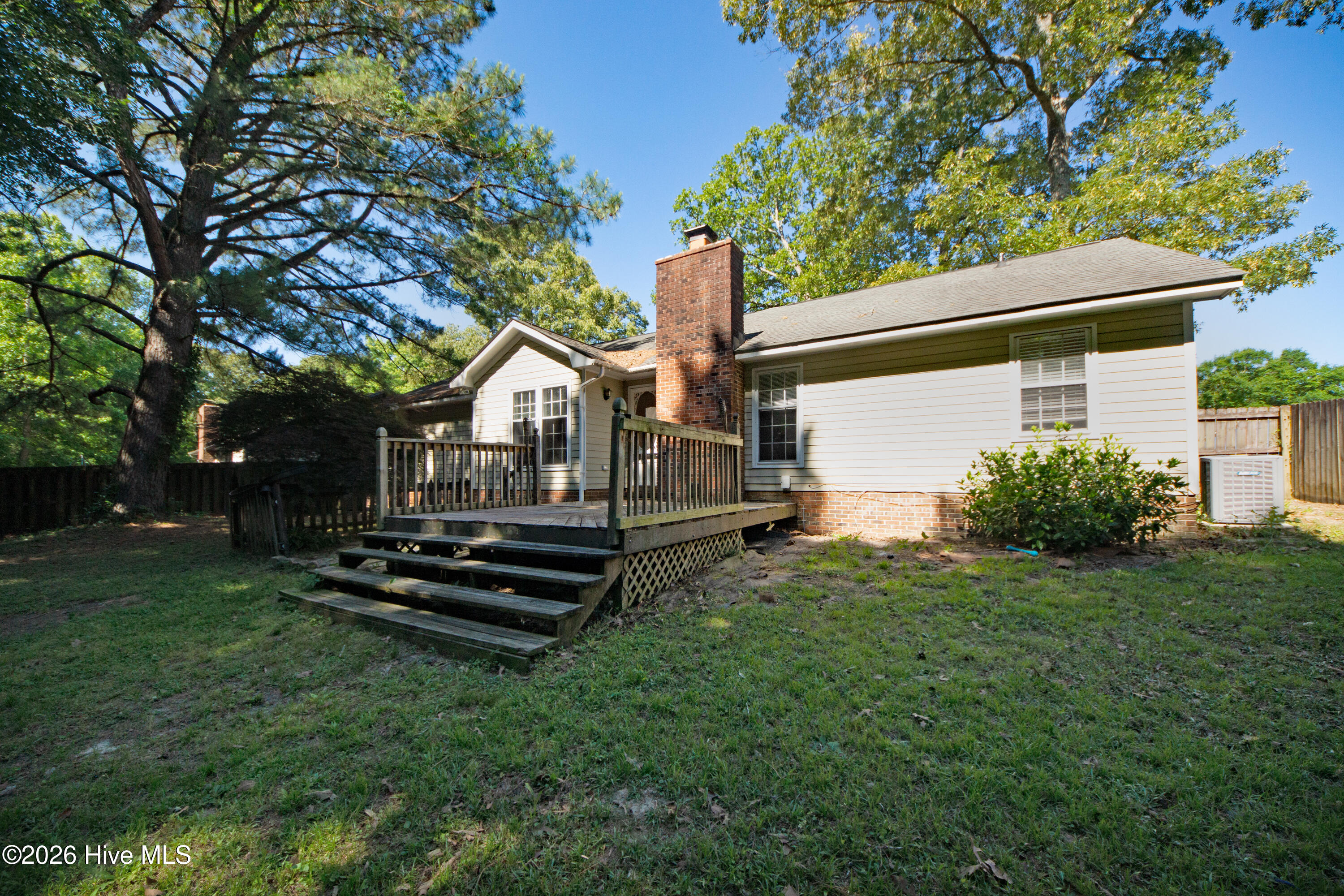 186 Raintree Circle Jacksonville, NC 28540 - Photo 29 of 30 Backyard