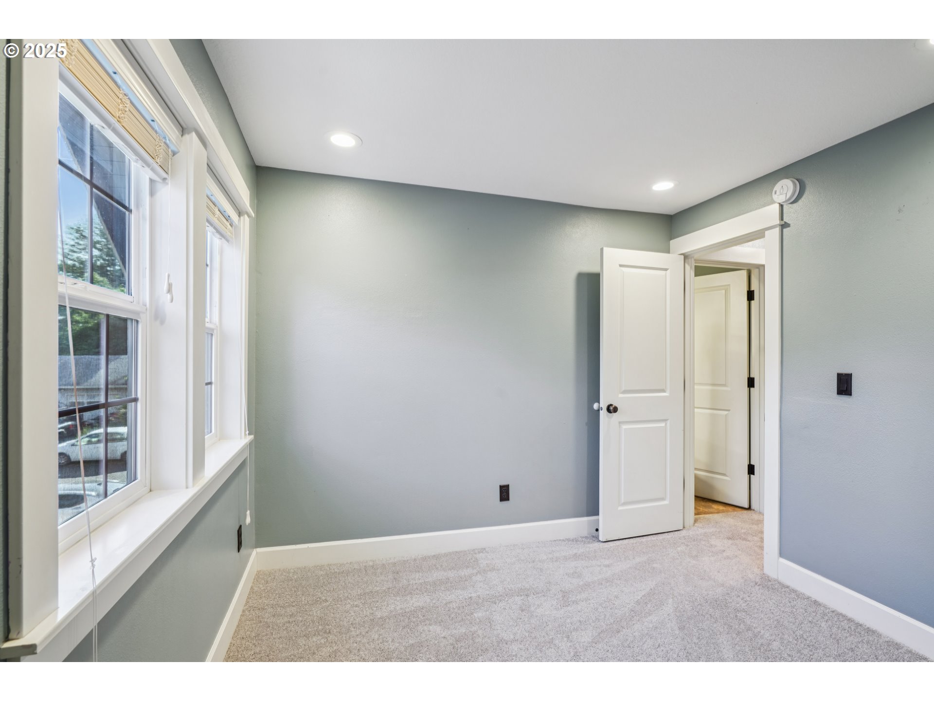 303 Maple Street Ridgefield, WA 98642 - Photo 22 of 36 a view of an empty room