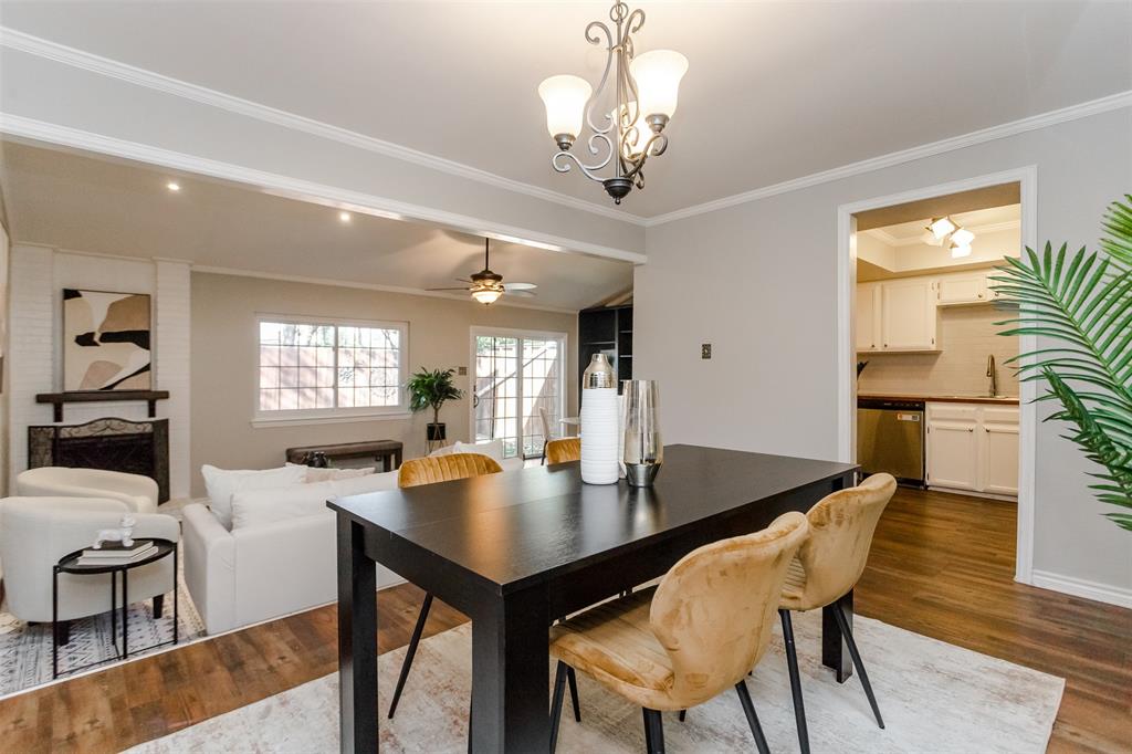 2706 Meadowstone Court Carrollton, TX 75006 - Photo 12 of 32