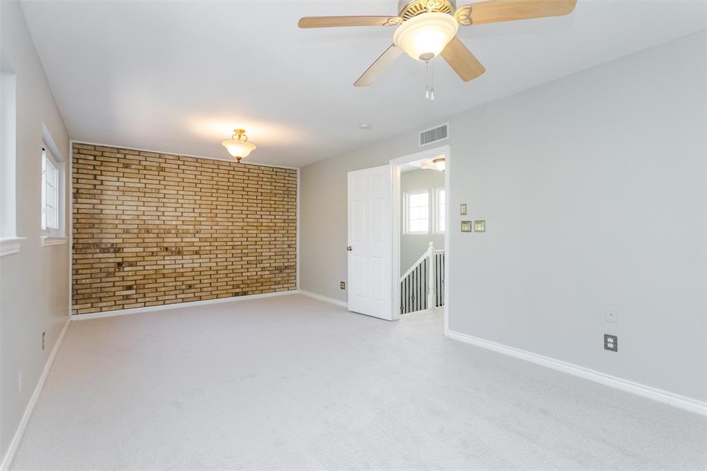 2706 Meadowstone Court Carrollton, TX 75006 - Photo 24 of 32