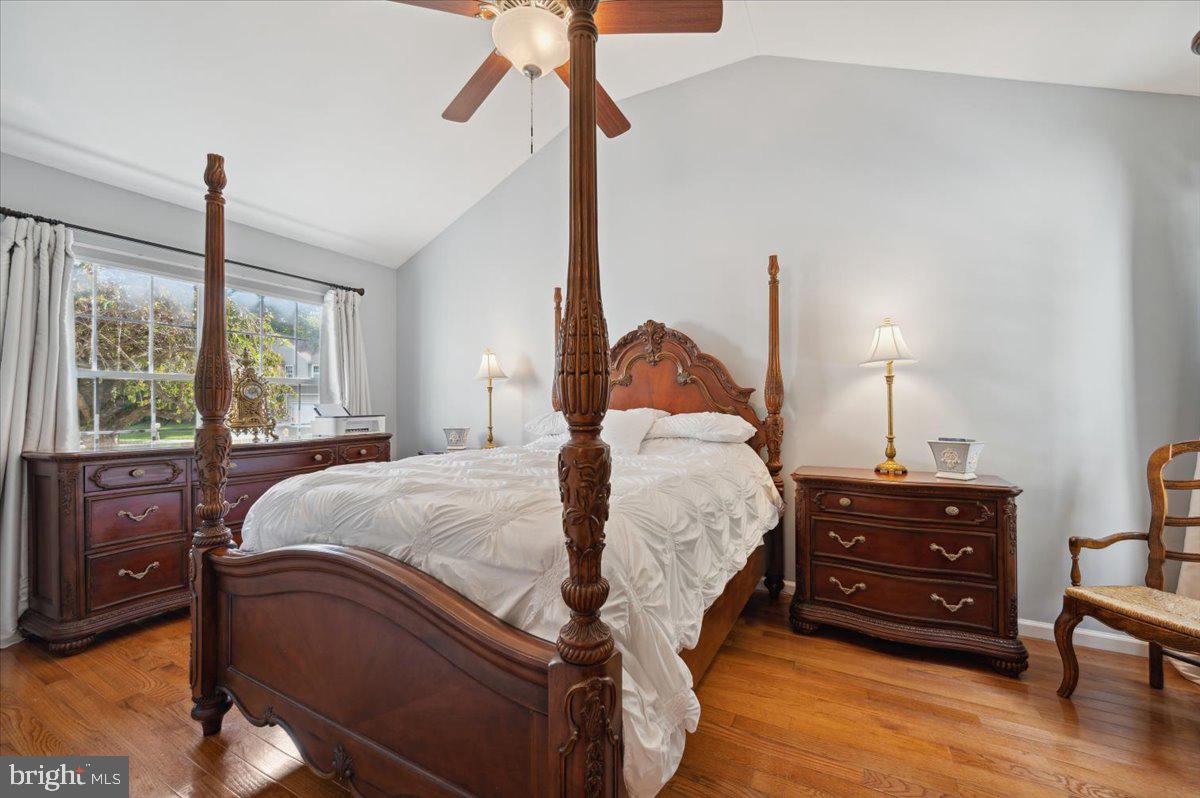 134 Cornflower Road Hamilton, NJ 08620 - Photo 26 of 74 1st floor Master bedrm