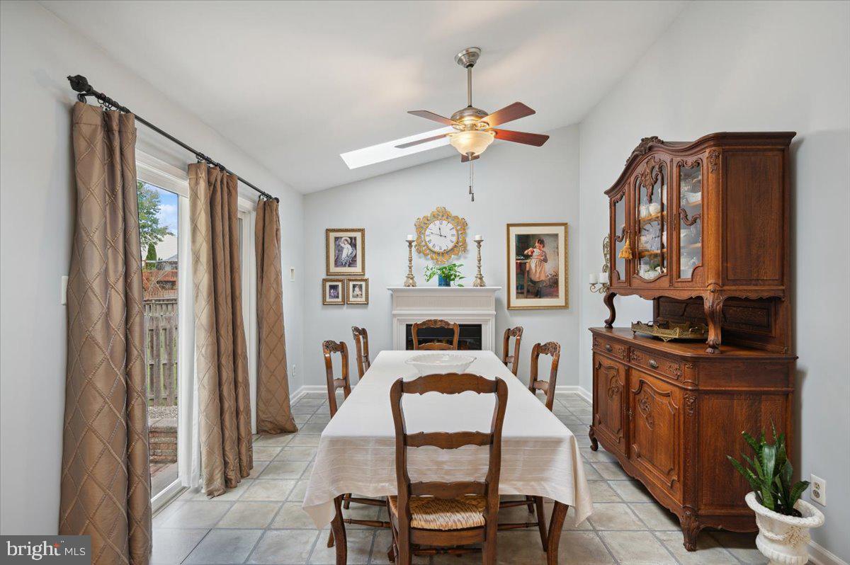 134 Cornflower Road Hamilton, NJ 08620 - Photo 7 of 74 Dining Rm