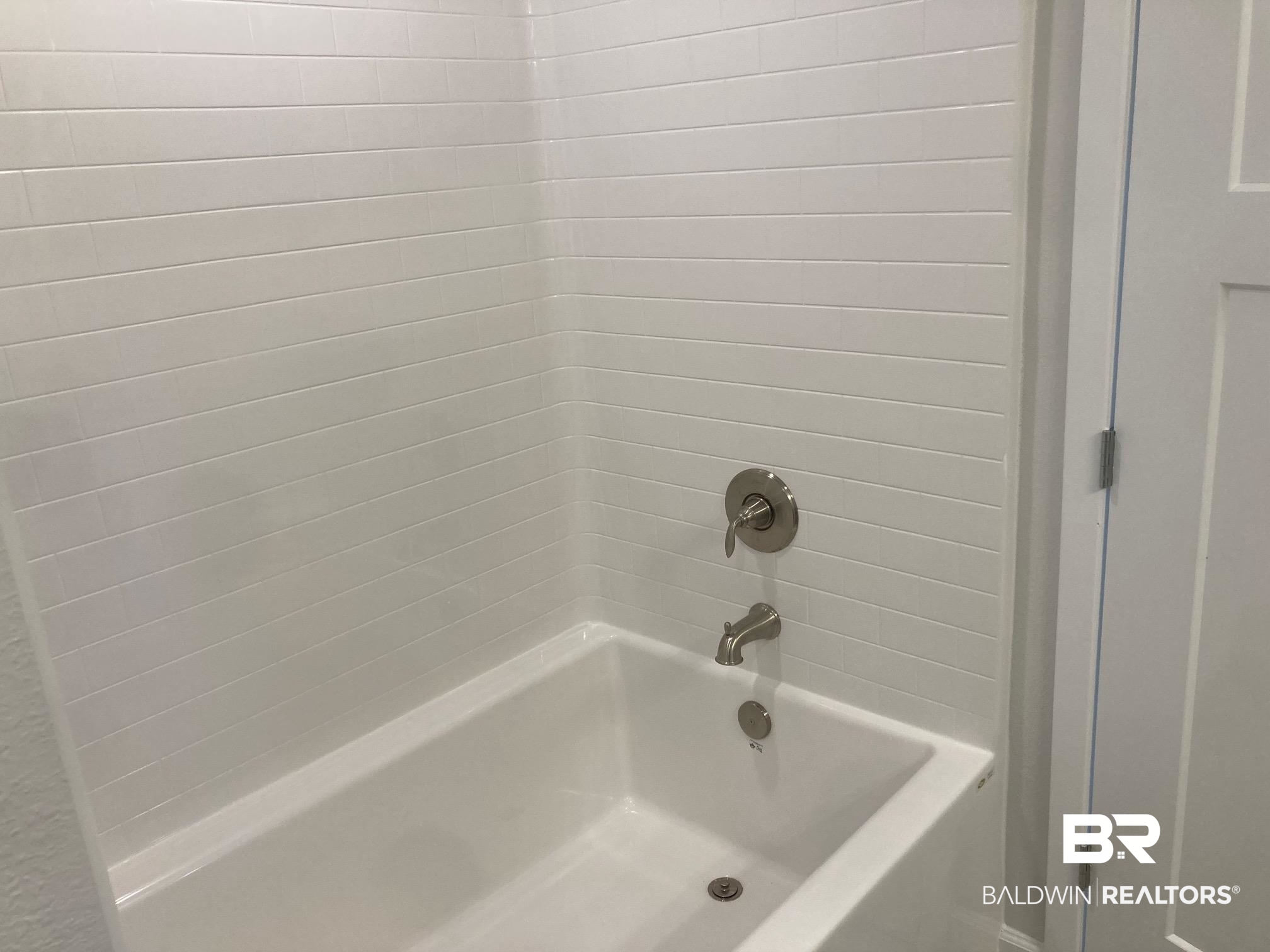 649 Revere Street Foley, AL 36535 - Photo 14 of 18 Full bath featuring shower / bathtub combination