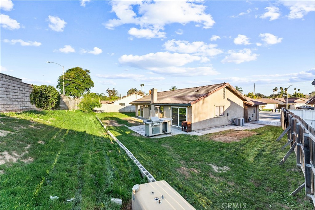4254 Manx Court Riverside, CA 92503 - Photo 24 of 38 a house view with a garden space