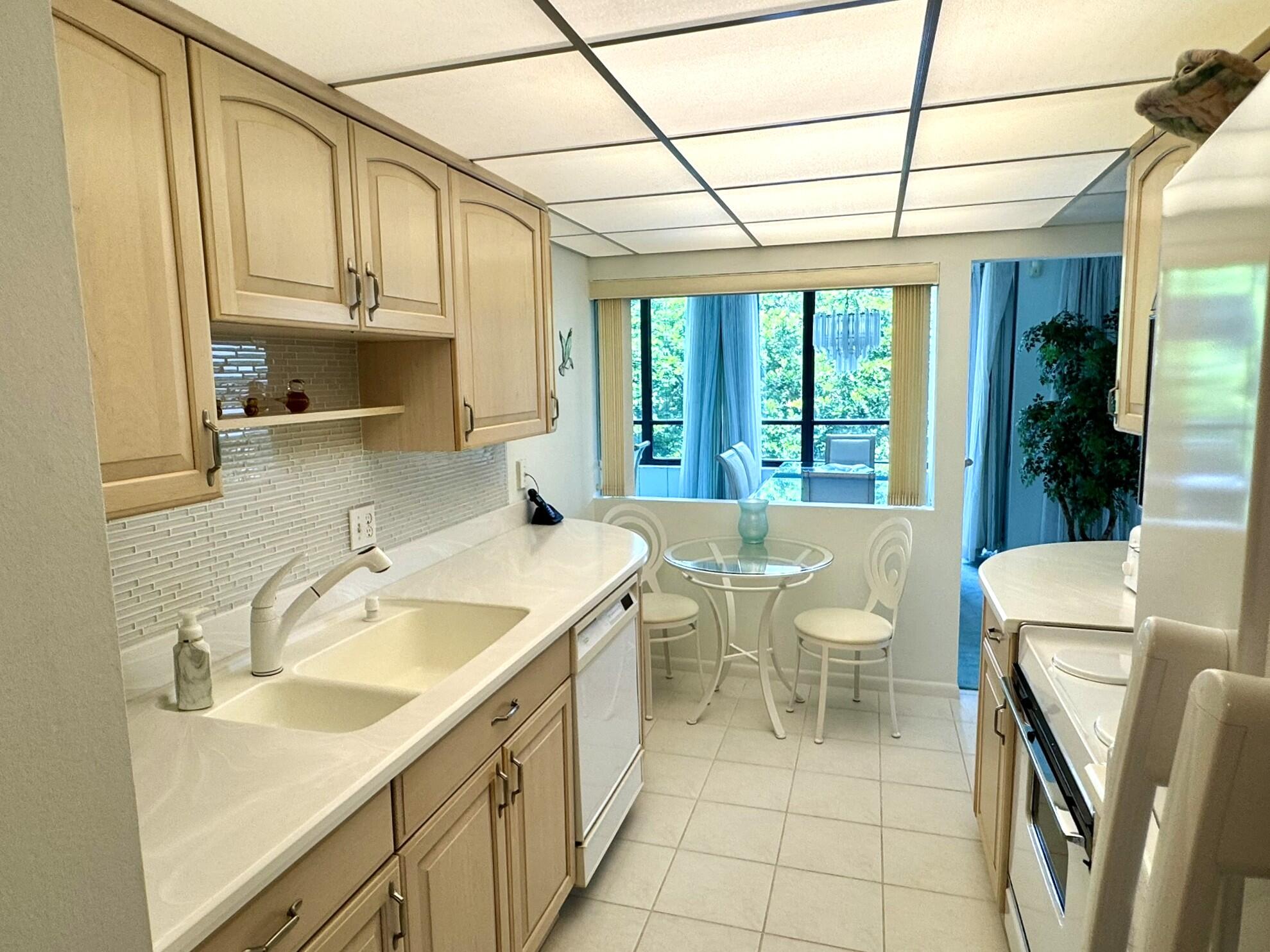799 Jeffery Street, Unit 4100 Boca Raton, FL 33487 - Photo 6 of 43 Kitchen View 1