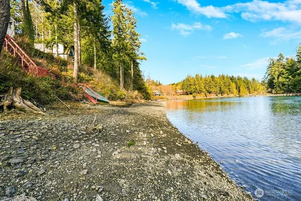 $1,075,000 | 51 South Bayview Drive, Port Ludlow, WA 98365