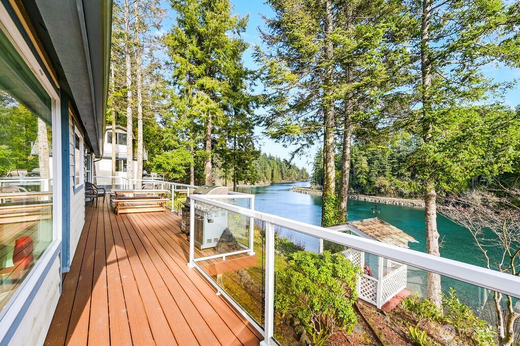 51 South Bayview Drive Port Ludlow, WA 98365 - Photo 6 of 37