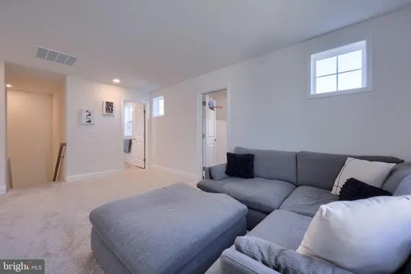 $489,999 | 211 Bellaride Lane, Millersville, PA 17551