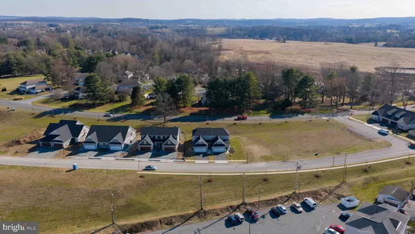 $489,999 | 211 Bellaride Lane, Millersville, PA 17551