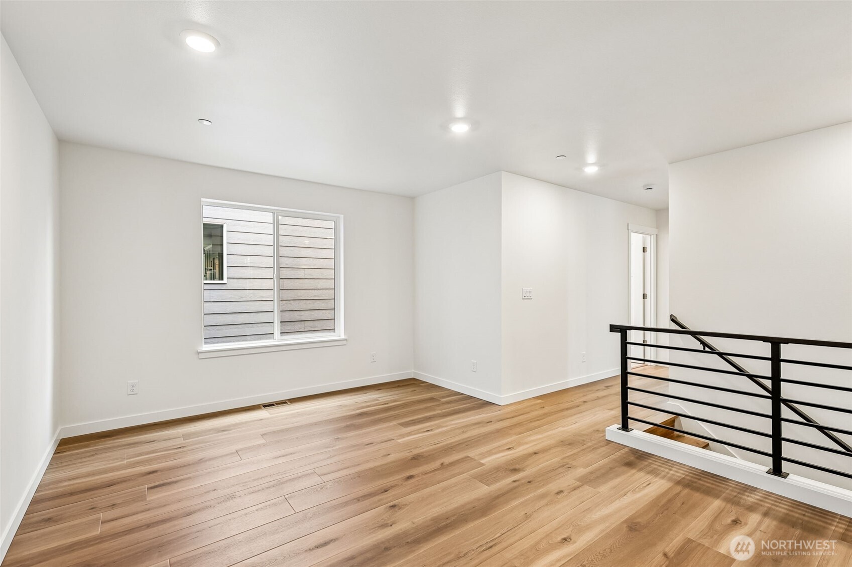 24323 13 Avenue Southeast, Unit CR20 Bothell, WA 98021 - Photo 24 of 39