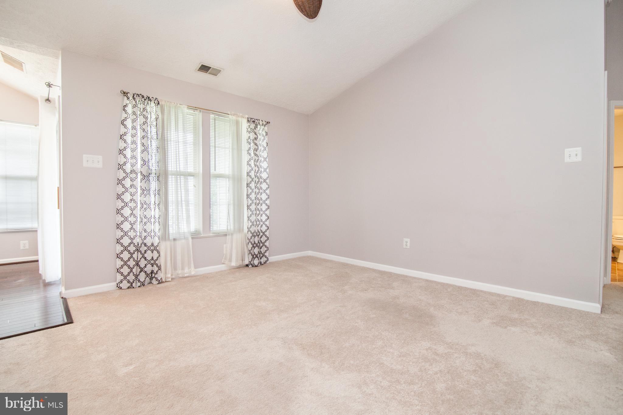 8334 Poplar Mill Road, Unit 8334 Baltimore, MD 21236 - Photo 3 of 26 Interior (General)