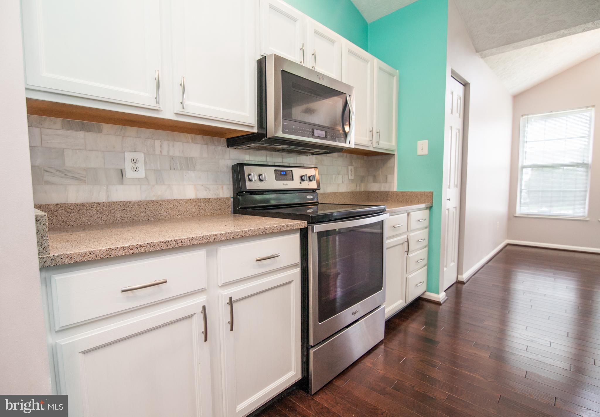 8334 Poplar Mill Road, Unit 8334 Baltimore, MD 21236 - Photo 4 of 26 Kitchen