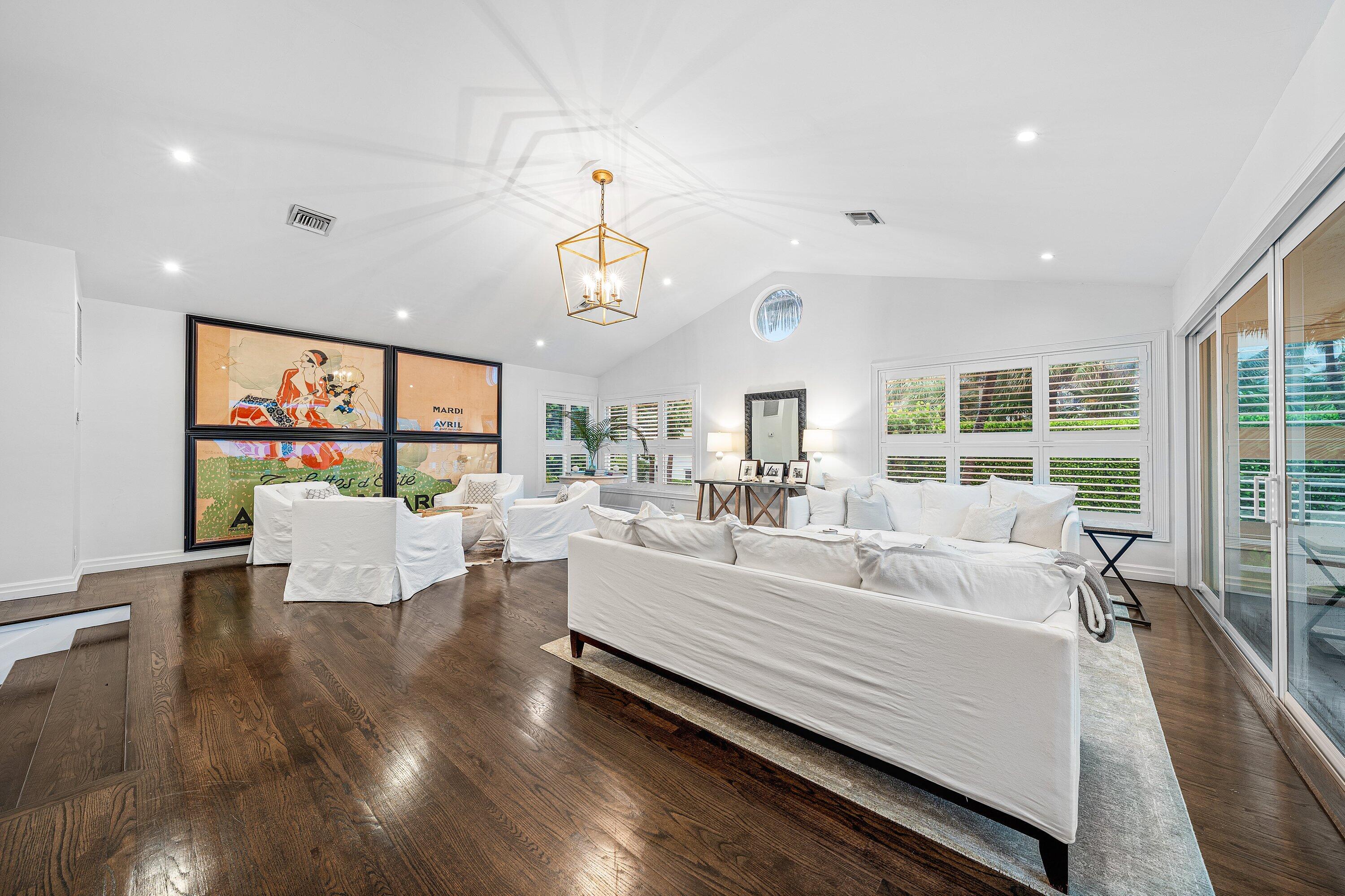 5910 Old Ocean Boulevard Ocean Ridge, FL 33435 - Photo 9 of 74 living3