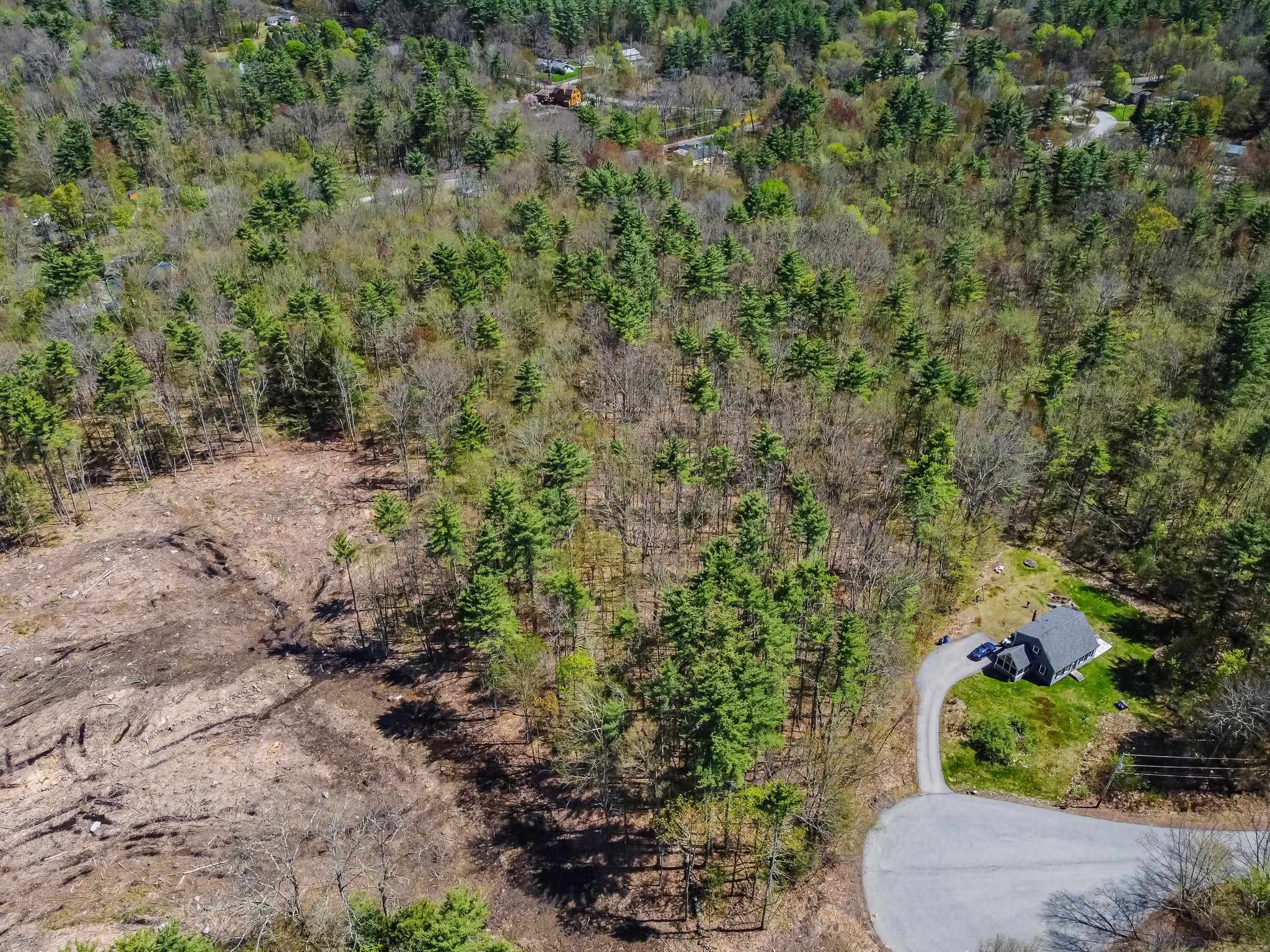 82-1 Mountain Road Goffstown, NH 03045 - Photo 20 of 23 Gallery Image 20