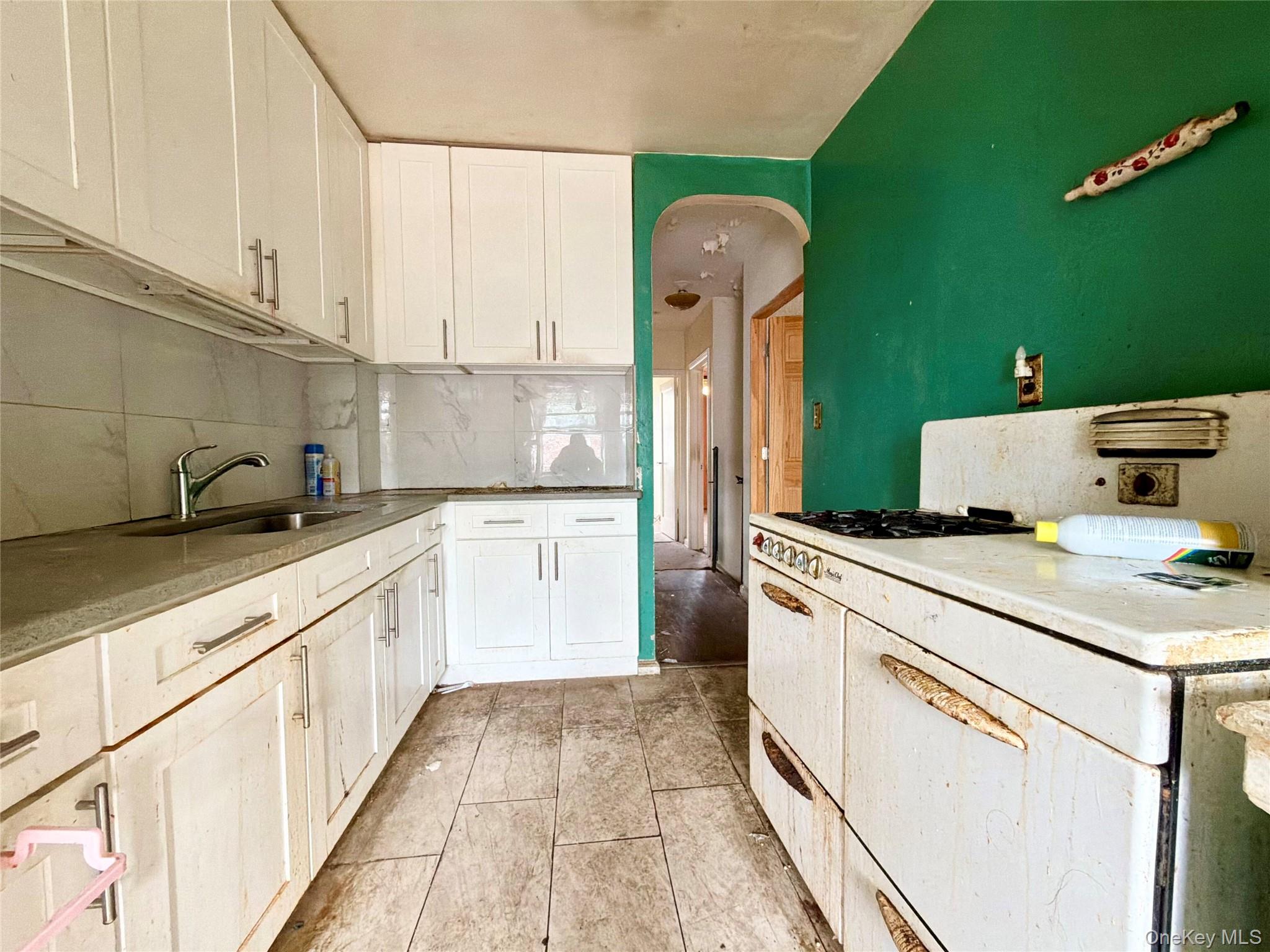 135-31 117th Street Queens, NY 11420 - Photo 4 of 14