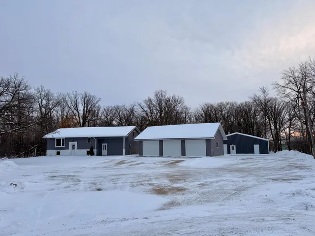 $340,000 | 15636 Us Highway Northeast, Thief River Falls, MN 56701