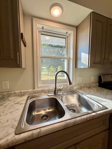 $340,000 | 15636 Us Highway Northeast, Thief River Falls, MN 56701