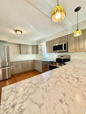 $340,000 | 15636 Us Highway Northeast, Thief River Falls, MN 56701