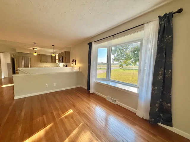 $340,000 | 15636 Us Highway Northeast, Thief River Falls, MN 56701