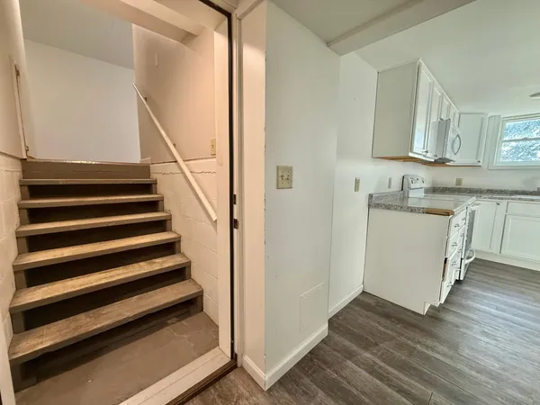 $319,000 | 15636 Us Highway Northeast, Thief River Falls, MN 56701