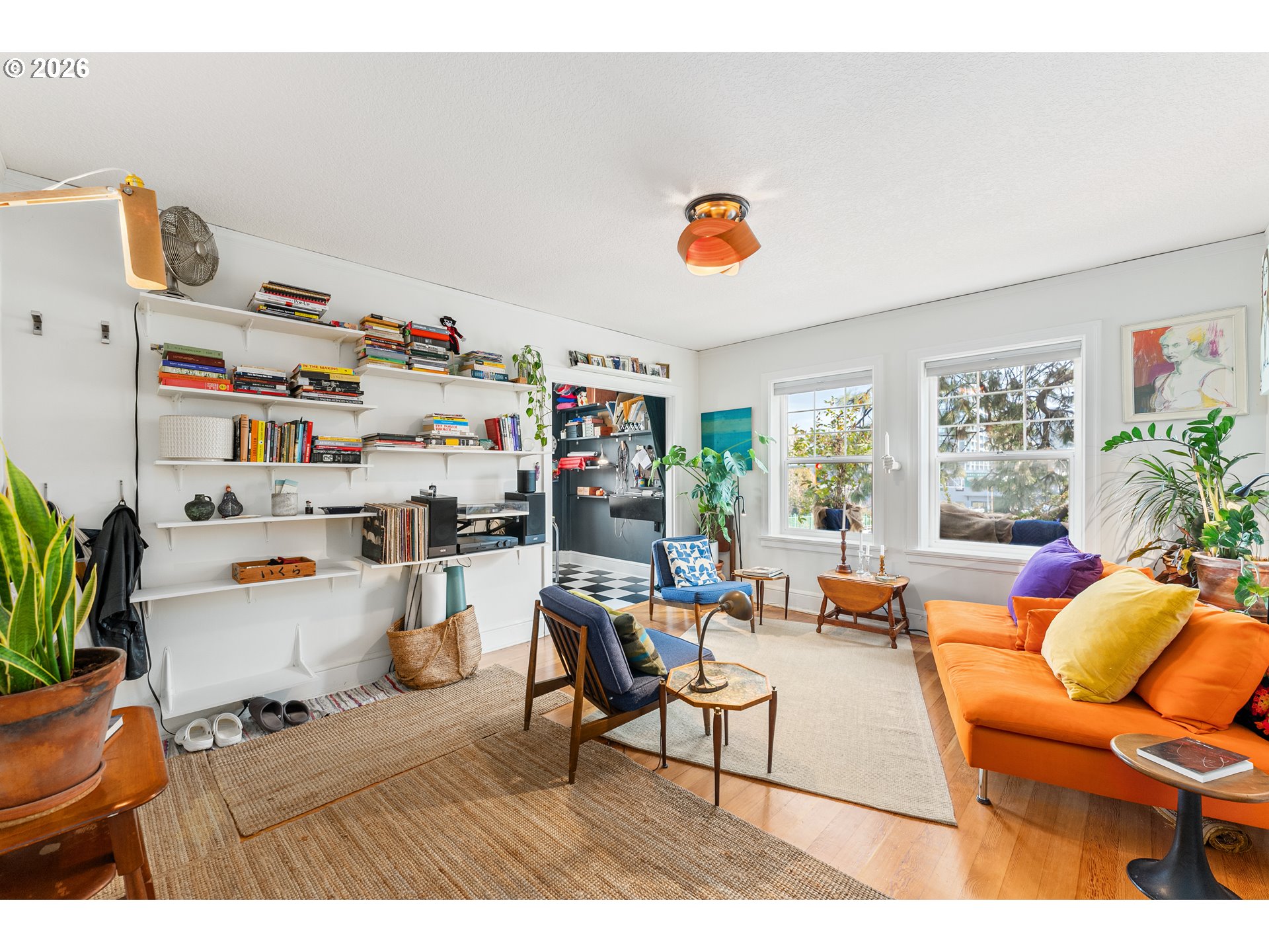 20 Northwest 16th Avenue, Unit 215 Portland, OR 97209 - Photo 3 of 25 Living Room