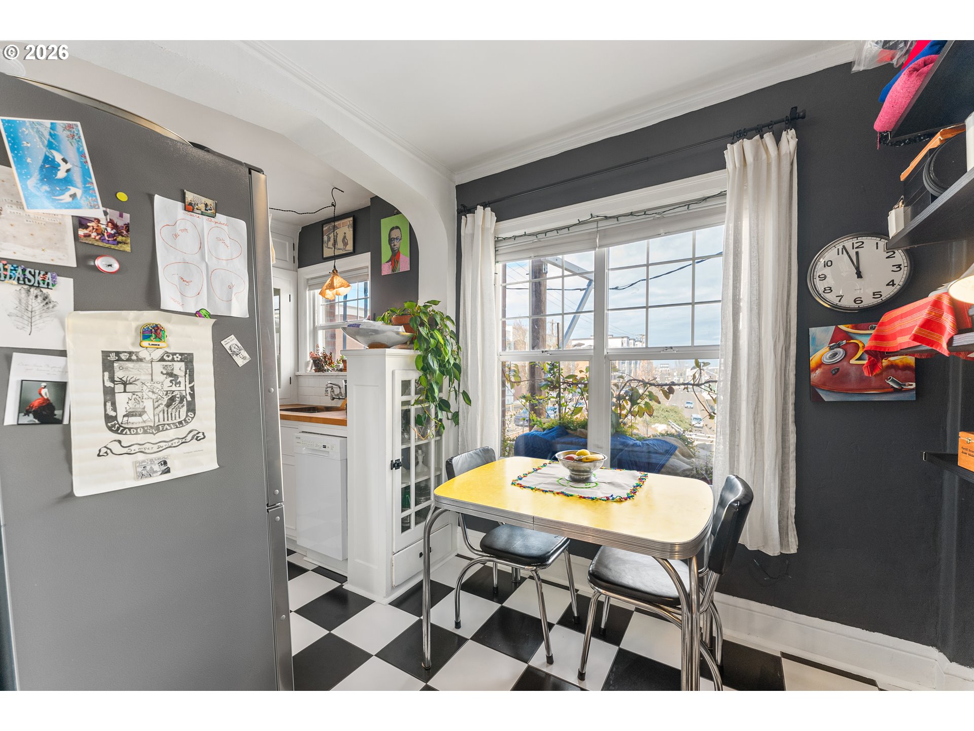 20 Northwest 16th Avenue, Unit 215 Portland, OR 97209 - Photo 7 of 25 Dining Area
