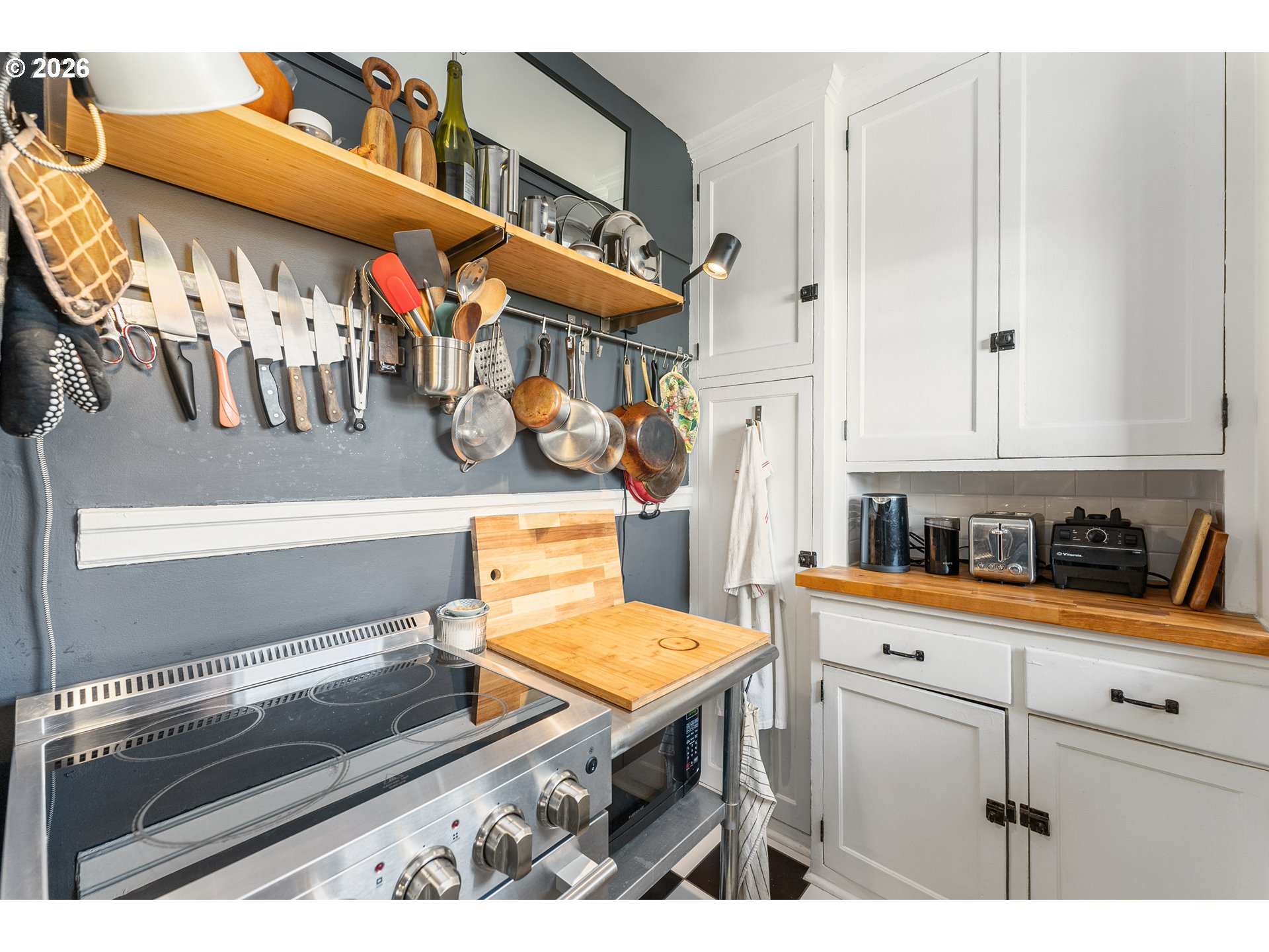 20 Northwest 16th Avenue, Unit 215 Portland, OR 97209 - Photo 10 of 25 Kitchen