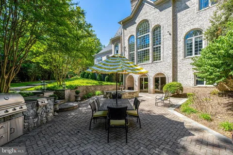 $4,599,000 | 10010 High Hill Place, Great Falls, VA 22066