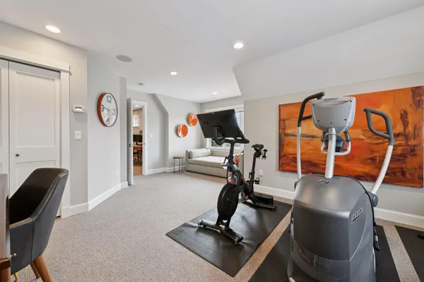 $2,195,000 | 633 Park Street East, Wayzata, MN 55391