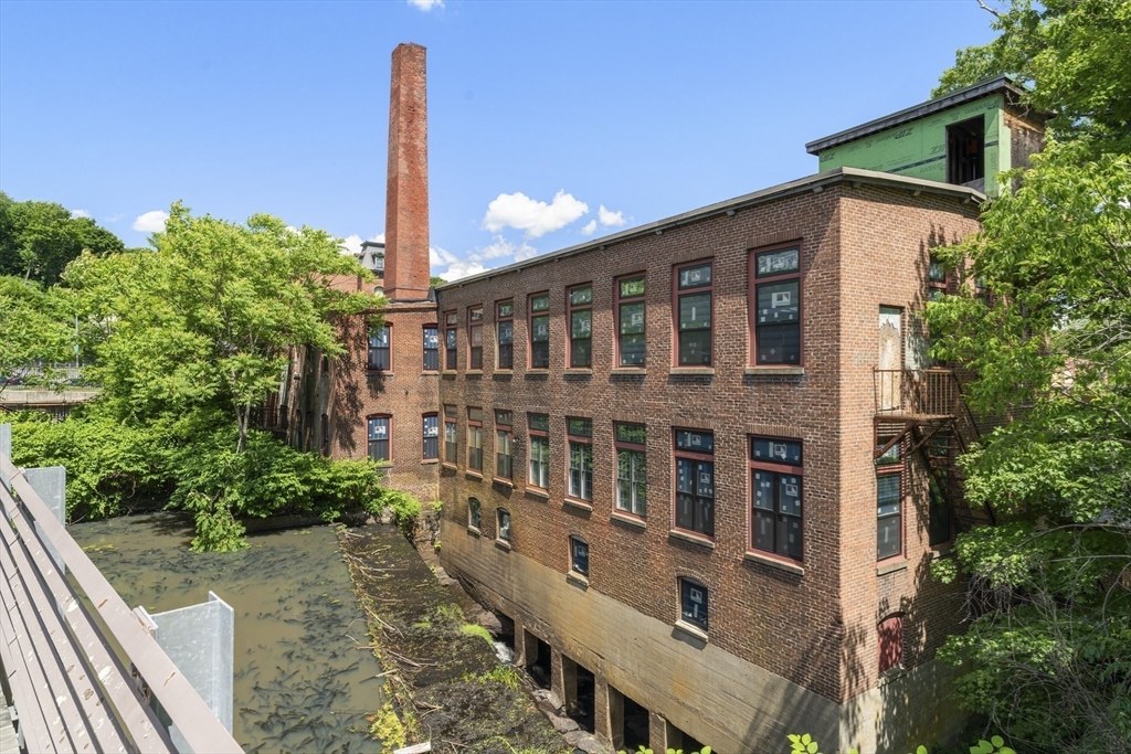 1511 Main Street, Unit C305 Worcester, MA 01603 - Photo 6 of 26