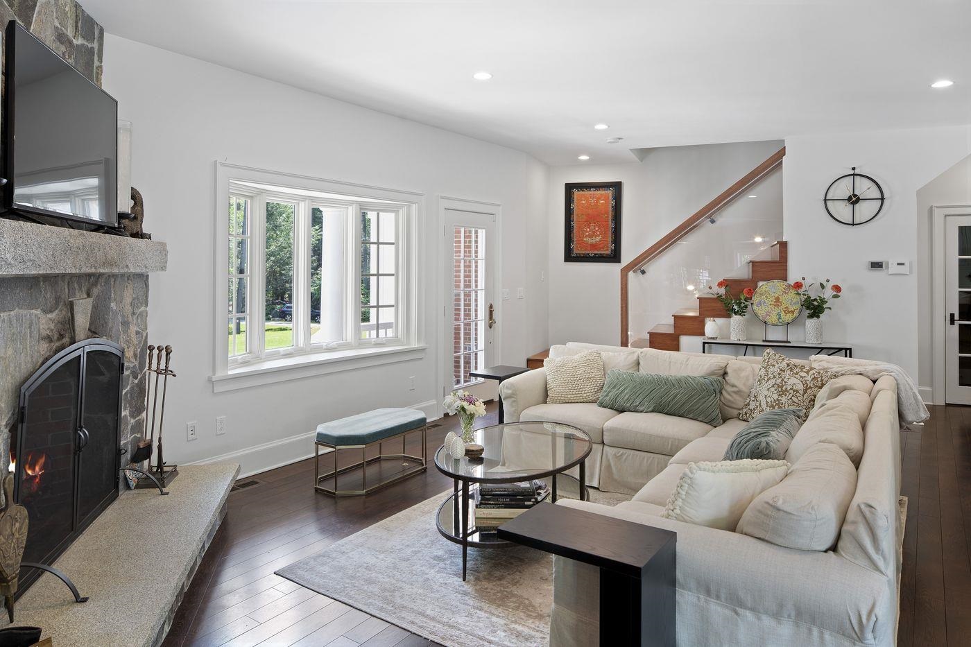 406 Bay Road Durham, NH 03824 - Photo 11 of 37