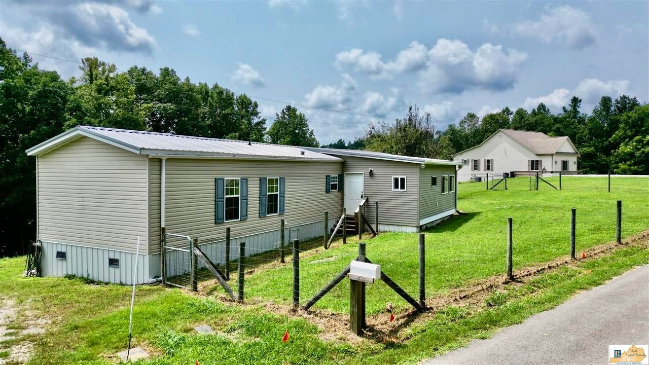3135 Independence Ridge Road Breeding, KY 42715 - Photo 14 of 49 Gallery Image 14