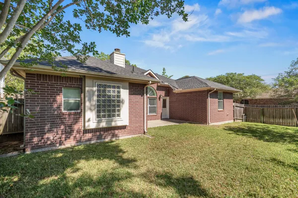 $2,390 | 1703 Fossil Park Drive, Katy, TX 77494