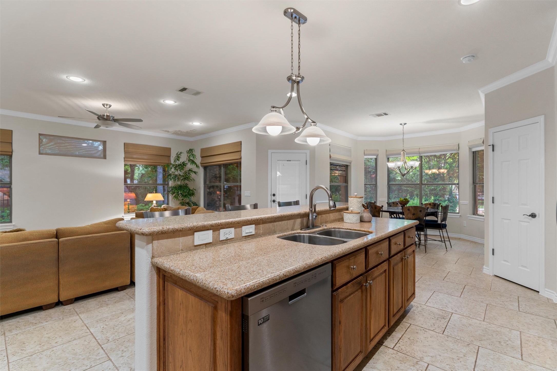 809 Boquilla Trail Georgetown, TX 78633 - Photo 16 of 39