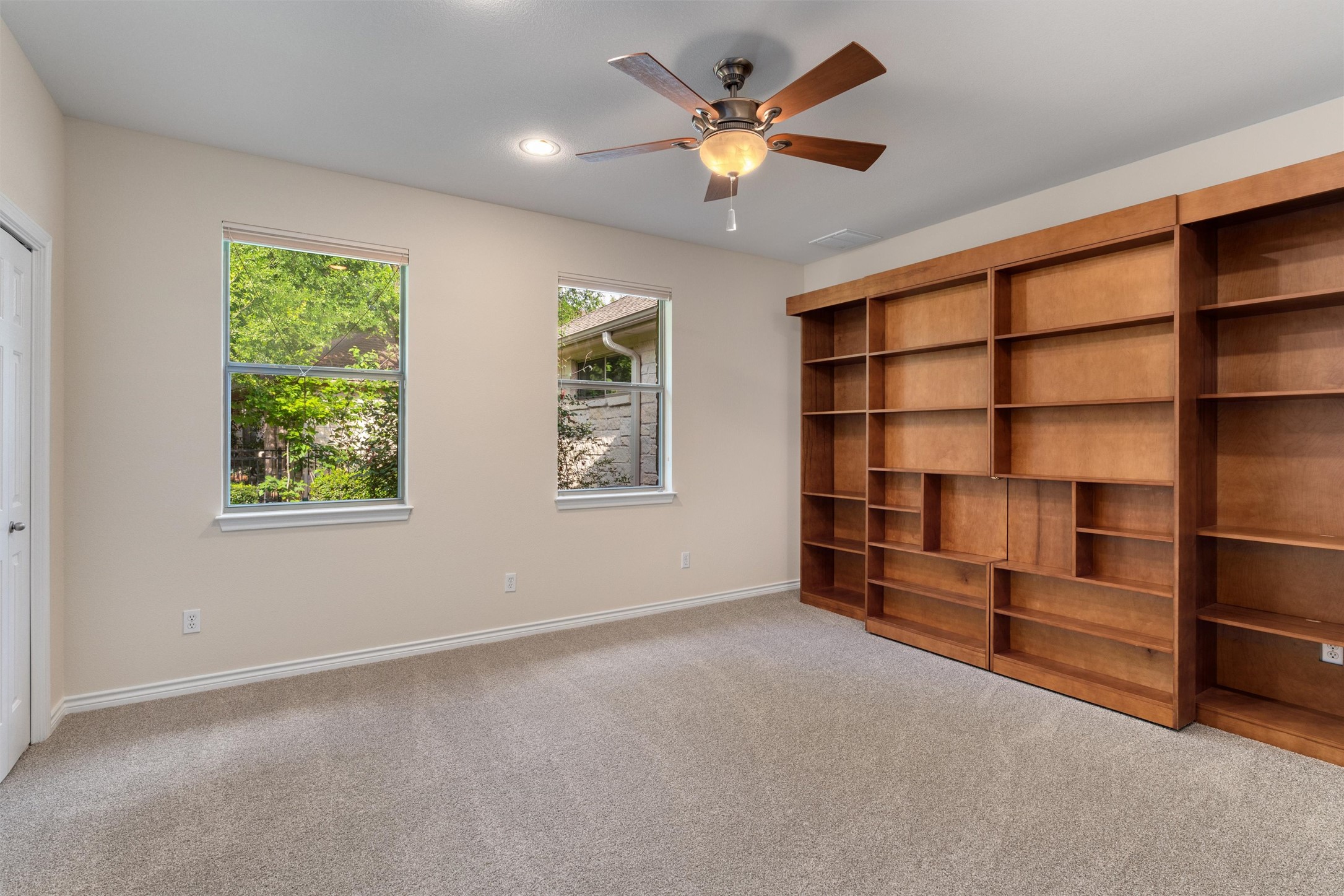 809 Boquilla Trail Georgetown, TX 78633 - Photo 20 of 39