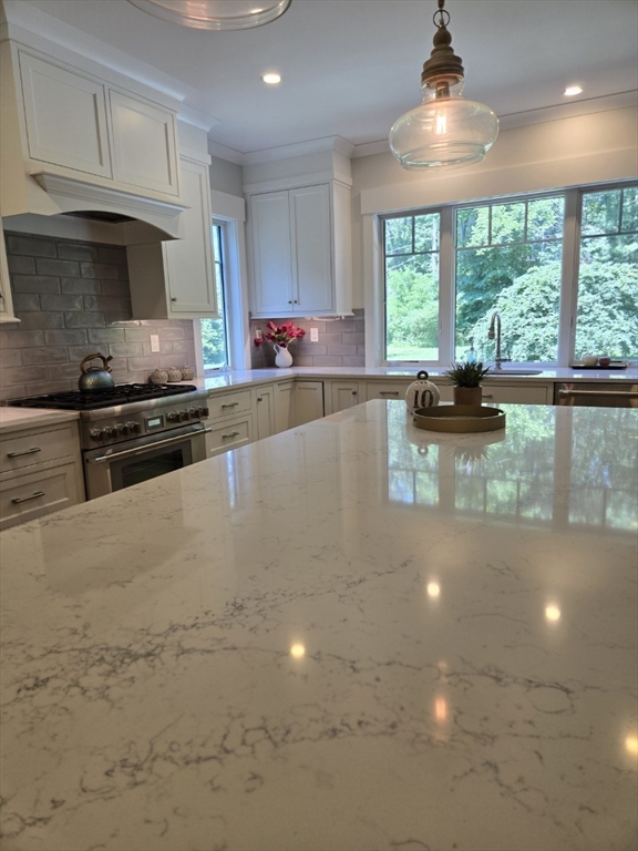 135 Williams Road Concord, MA 01742 - Photo 8 of 26