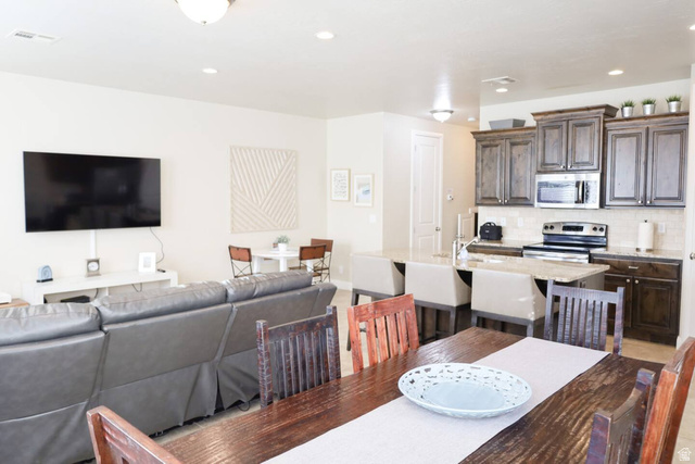 4285 Razor Ridge Drive Washington, UT 84780 - Photo 4 of 20