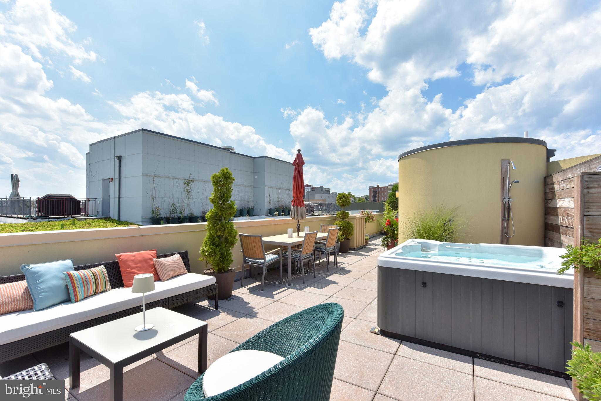 2351 Champlain Street Northwest, Unit P2 Washington, DC 20009 - Photo 24 of 31