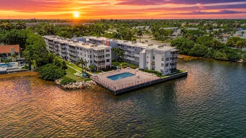 $189,900 | 1820 New Palm Way, Unit 308, Boynton Beach, FL 33435